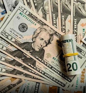 ¿Cual es el billete de $20 con pegatina se vende por casi $400 mil?