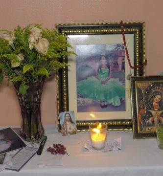Entre lágrimas y oraciones, la familia de Génesis Lugo busca respuestas