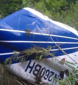 Helicóptero privado se estrella en Monción: Piloto y pasajera sobreviven al accidente