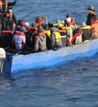 Guardia Costera de EE.UU repatria a 47 migrantes dominicanos desde Puerto Rico