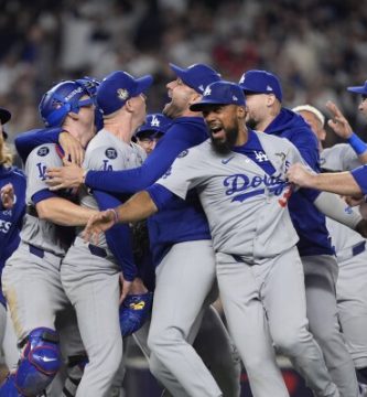 Los Dodgers de Los Ángeles se coronaron campeones de la Serie Mundial tras vencer a los Yankees de Nueva York