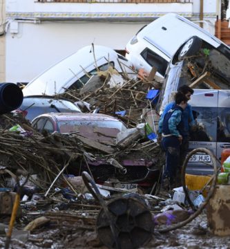 Cinco familias dominicanas afectadas por inundaciones en Valencia, tras el paso de la DANA