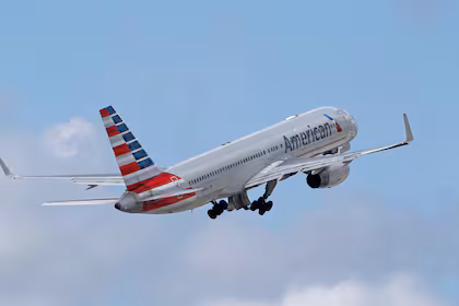 American Airlines suspende todo sus vuelos a Haití tras ataque a avión 